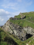 SX07107 Wall of Tintagel Castle.jpg